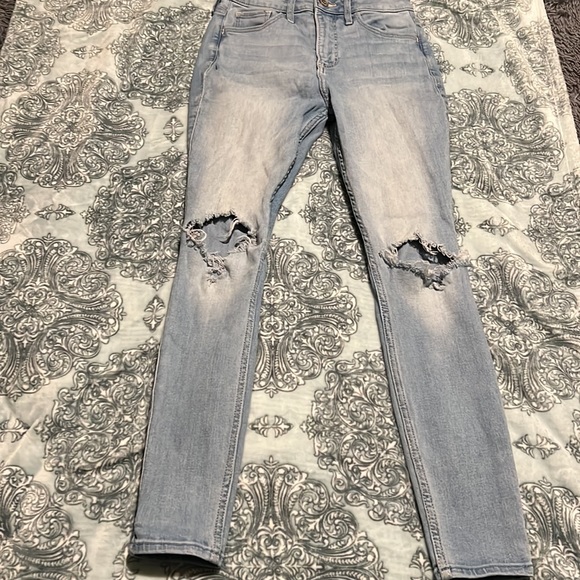 Hollister High Rise Jeggings - Picture 4 of 6